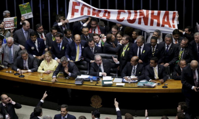 image: Brasil råtner på rot